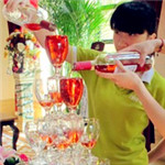 我公司聯(lián)合深業(yè)?堤亞納灣舉辦紅酒品鑒會(huì)