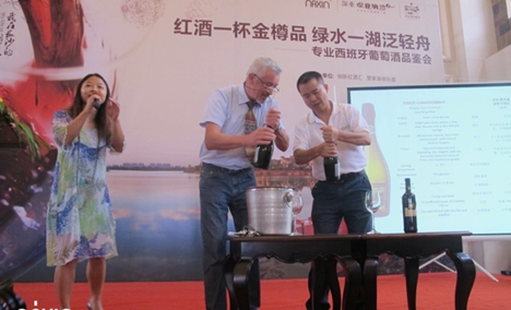 與國(guó)外酒莊的合作