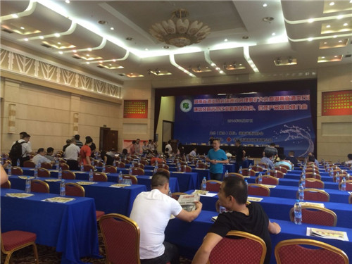 祝賀納新紅酒榮獲湖南首批“誠信經營示范企業(yè)”