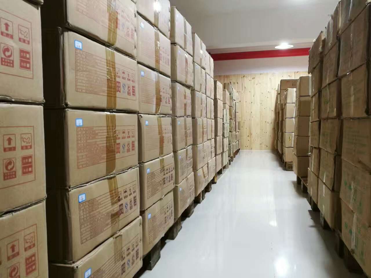 【資訊】納新新茶葉倉庫逐漸整理完畢