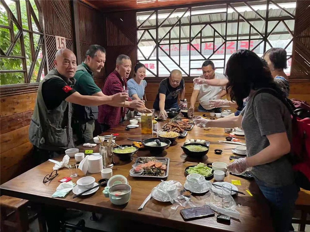 2021納新勐海茶山行 -- 傍晚集結(jié)