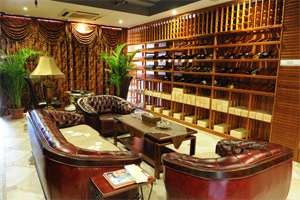 納新紅酒會(huì)所